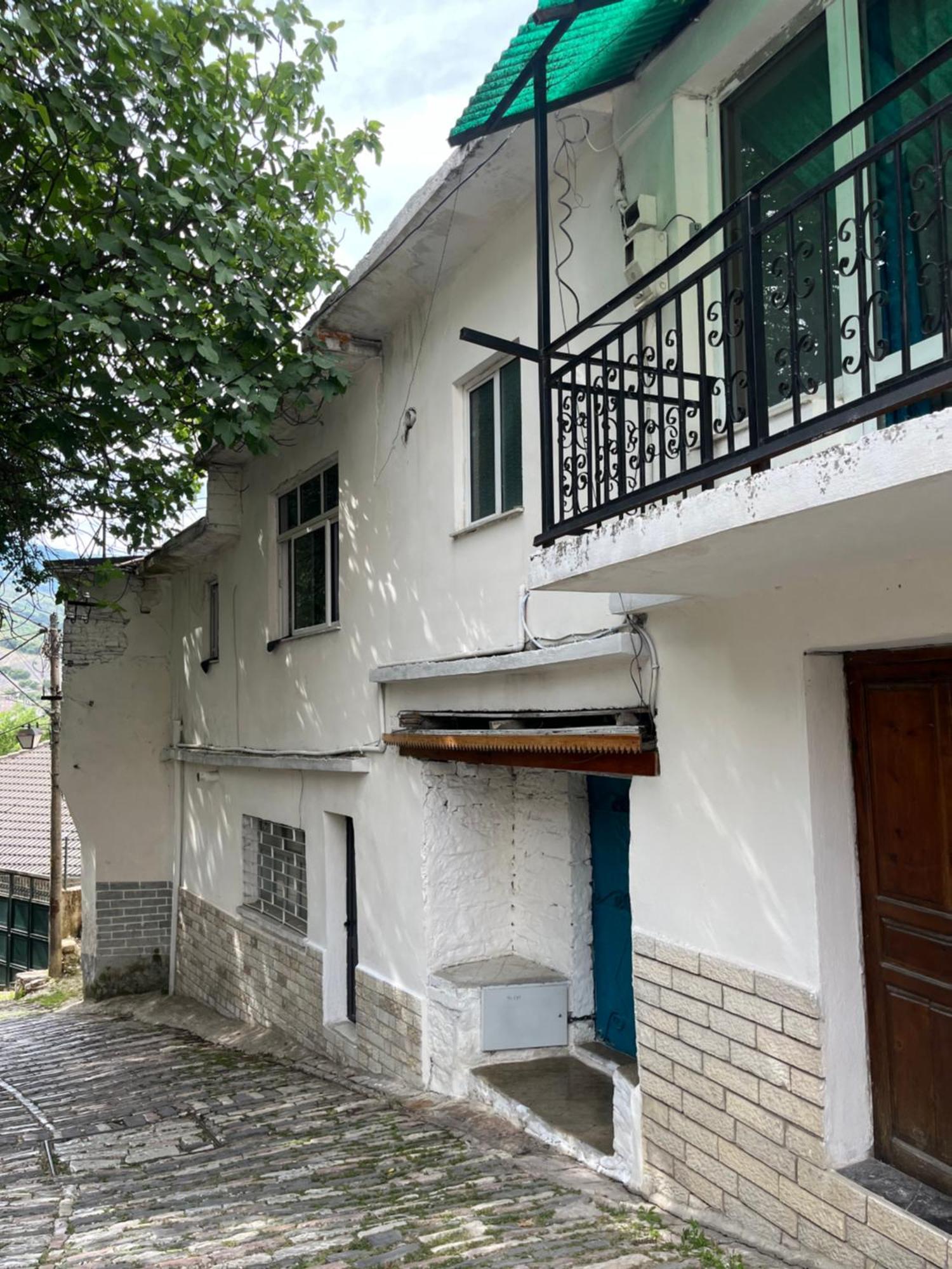Gjirokastër Vrenjo Guesthouse المظهر الخارجي الصورة