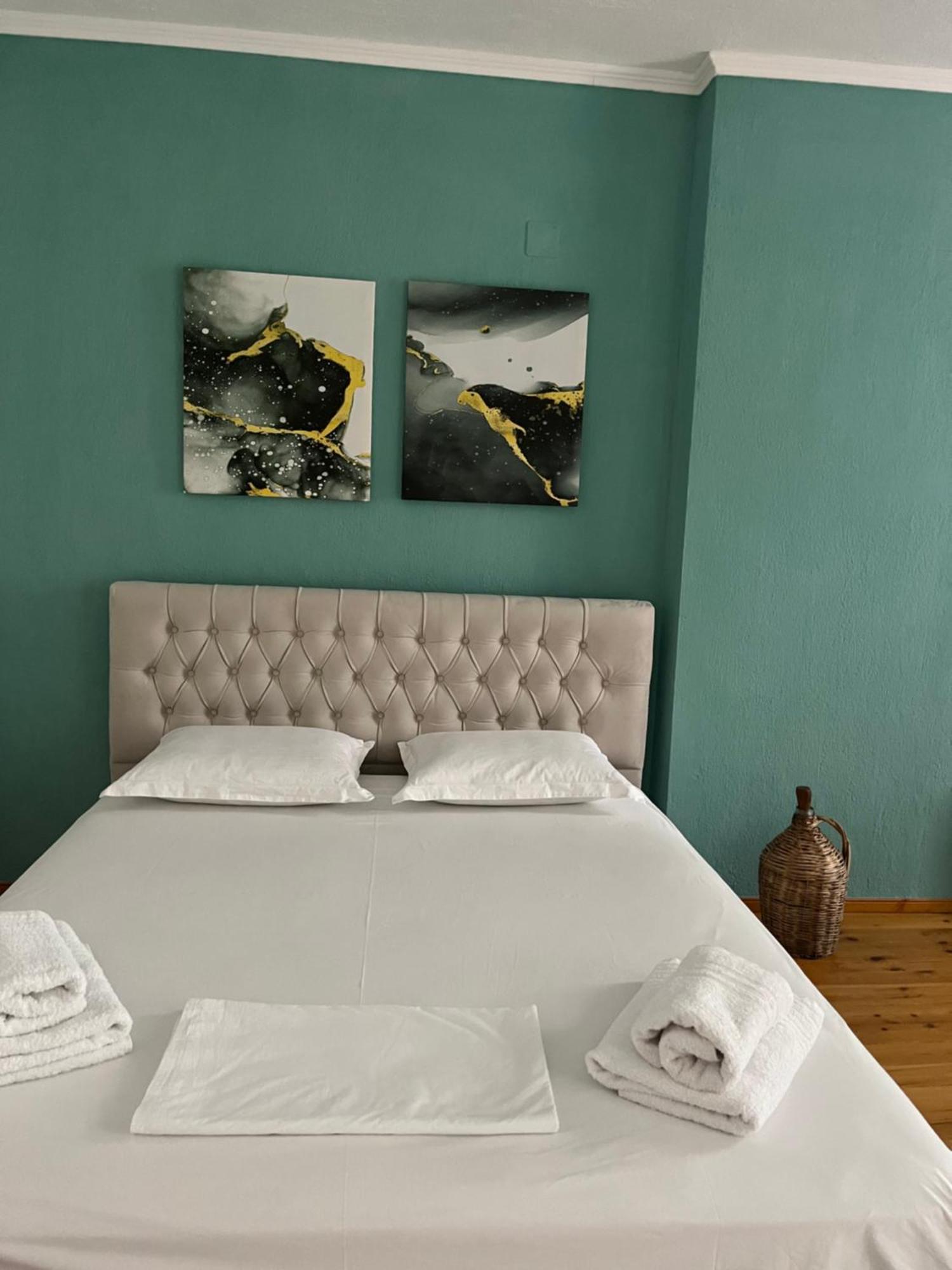 Gjirokastër Vrenjo Guesthouse المظهر الخارجي الصورة